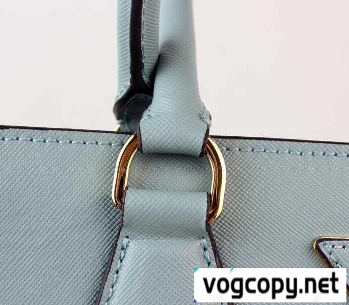 大人っぽい雰囲気を演出するPRADA プラダコピー　機能性を備えているレディースハンドバッグ.