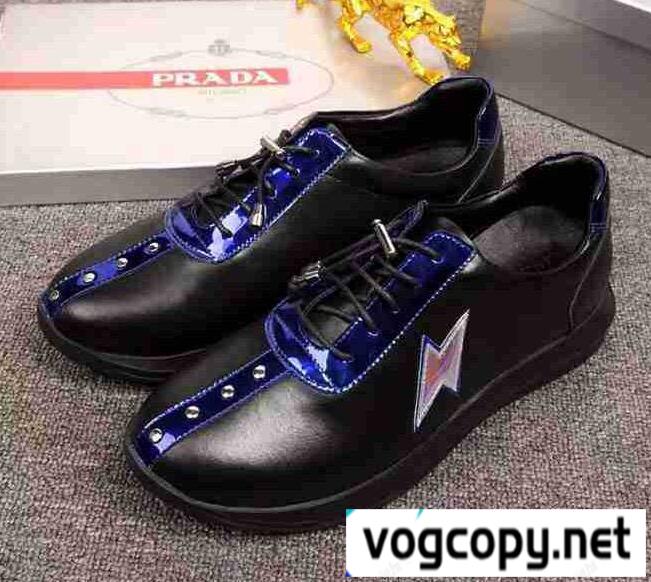 メンズおすすめ春夏 プラダコピー PRADA 優しい雰囲気のランニングシューズ 2色可選.