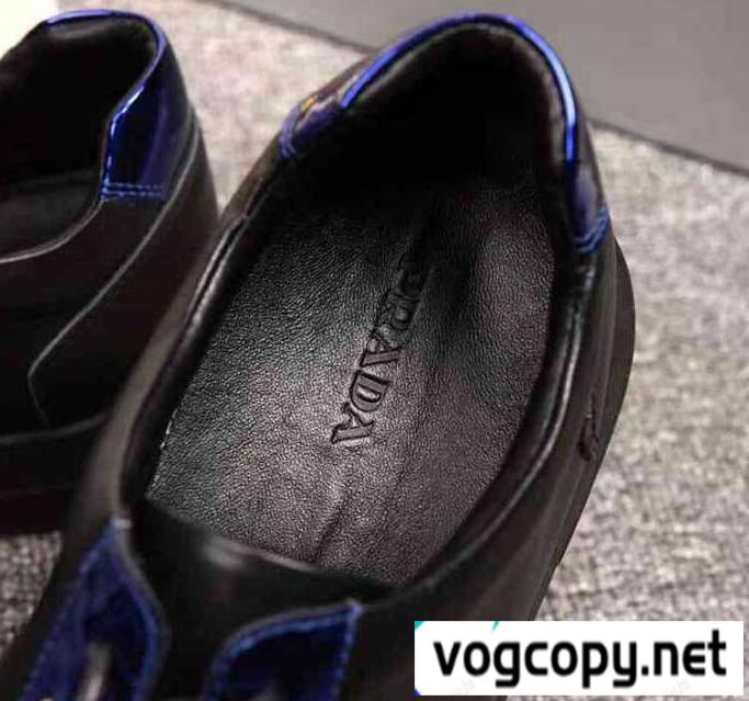 メンズおすすめ春夏 プラダコピー PRADA 優しい雰囲気のランニングシューズ 2色可選.