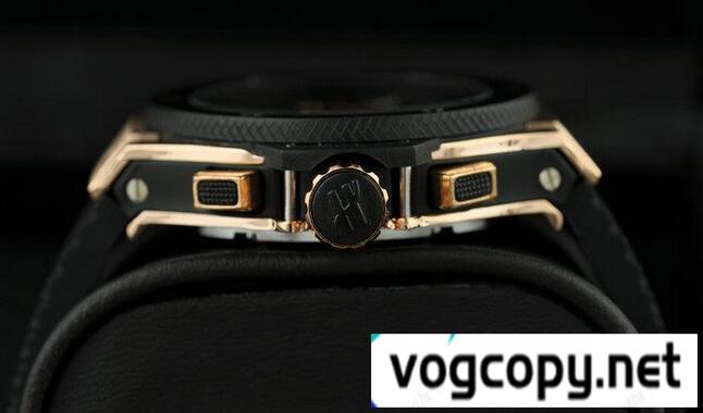 人気急上昇 Hublotウブロ  6針クロノグラフ 日付表示機能性あるサファイヤクリスタル風防メンズ腕時計.