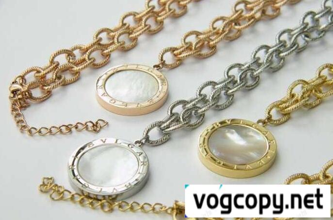 神聖な雰囲気を感じさせるBVLGARI ブルガリ ネックレス、ペンダントトップ、チョーカー 3色可選.