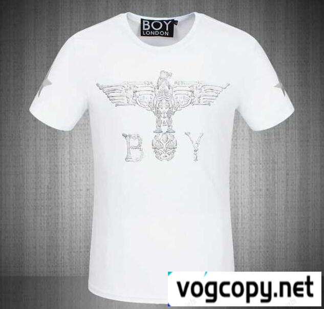 存在感を発揮するBOY LONDON ボーイロンドン　使い勝手の良い半袖Tシャツ.