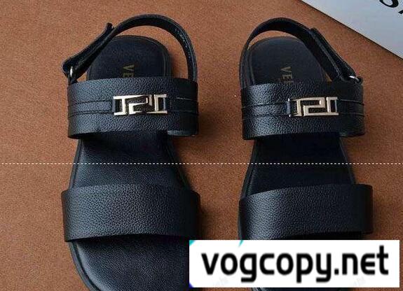 おしゃれで快適　VERSACE ヴェルサーチサンダル メンズ 革 軽量 通気シューズ