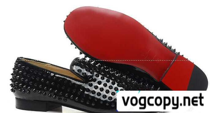 最新作一番人気のクリスチャンルブタンChristian Louboutin　ローラー ボート スニーカー 靴　28638836　スエード スリッポン