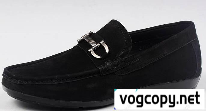 足元からオシャレな FERRAGAMO　春夏コレクションフェラガモ  モカシン ビジネスシューズ26529399