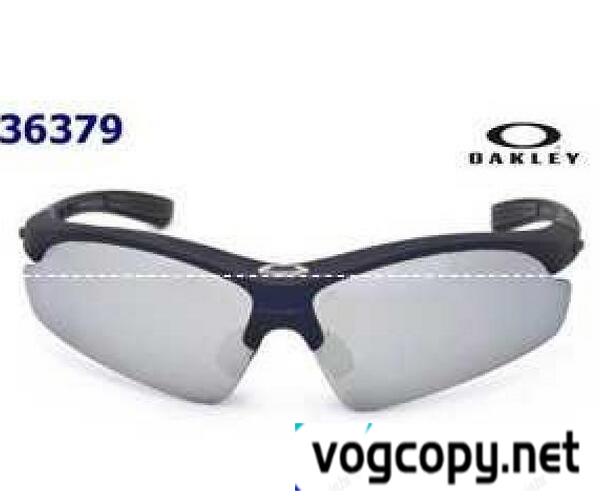 大人な雰囲気OAKLEYオークリー サングラス コピー　シャープな印象眼鏡