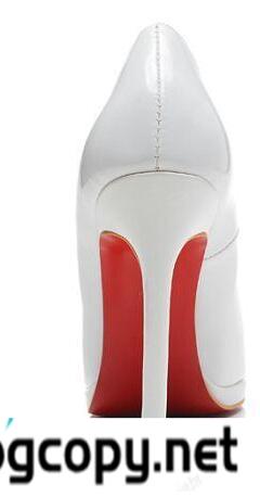 キレイめカラーのCHRISTIAN LOUBOUTIN　カジュアルアップするルブタンパンプス コピー
