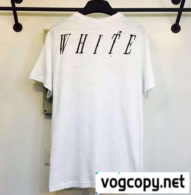 夏にはピッタリのOFF-WHITE　オフホワイト スーパーコピー　人気の高いｔシャツ半袖 