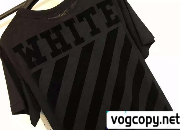 大人にふさわしいデザインOff-White オフホワイト　デザイン性豊か　半袖ブランドシャツ　
