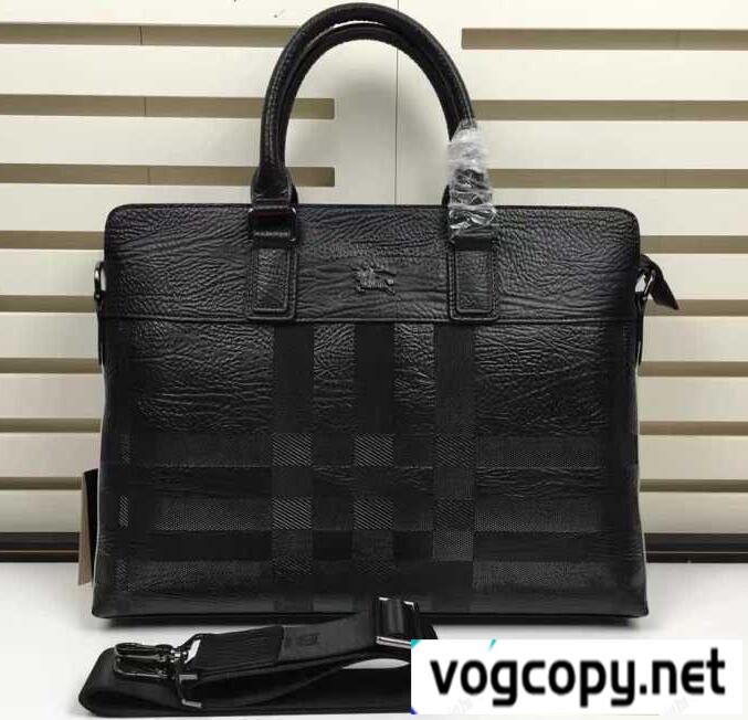 限定品　バーバリー 偽物　BURBERRY 　汎用性が高い手持ち&ショルダー掛けバッグ