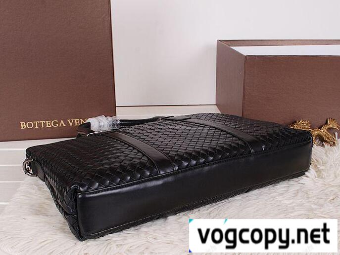 今季の爆款　BOTTEGA VENETAボッテガ ヴェネタ スーパー コピー 　高級感あるメンズバッグ