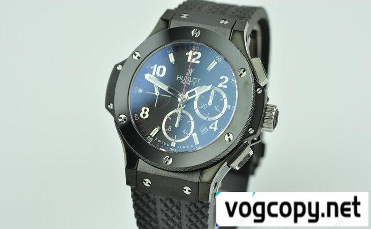 品質の高さ HUBLOT ウブロ 6針 セラミック ラバービッグバン 301.SX.130.RX 　自動巻きメンズ腕時計