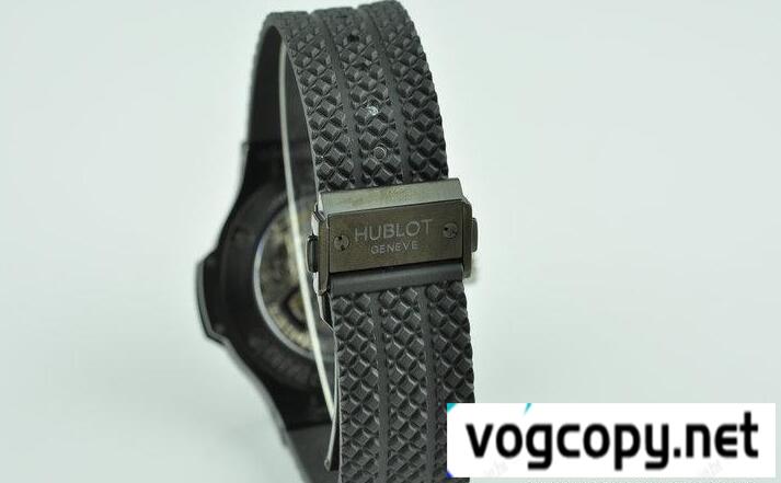 品質の高さ HUBLOT ウブロ 6針 セラミック ラバービッグバン 301.SX.130.RX 　自動巻きメンズ腕時計