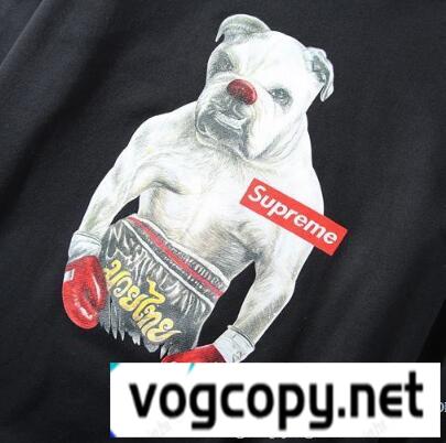 カジュアルなシュプリームパーカーコピーSUPREME スウェットトレーナープリントプルオーバーブラック