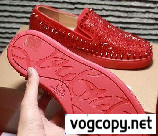 ファッションなクリスチャンルブタンピックボートスパイクスフラットスリッポンスニーカー LOUIS PIK BOAT