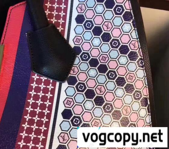 高品質素材を使っているLOUIS VUITTONルイヴィトンコピーの本革のレディースハンドバッグ