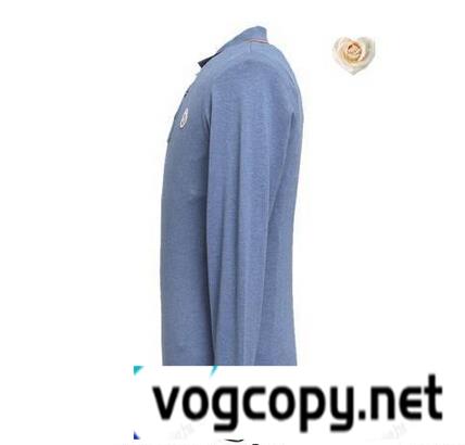 モンクレール 偽物 VOG