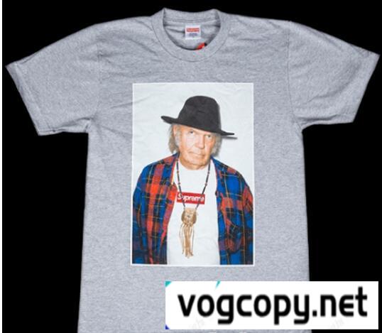 大人っぽい個性派のSupreme シュプリーム 軽やかで希少価値が高い Tシャツ .