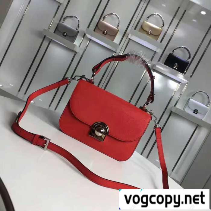 海外セレブ定番愛用プラダバッグレディースコピーPRADA2018SS人気限定商品ショルダーバッグコピー通販