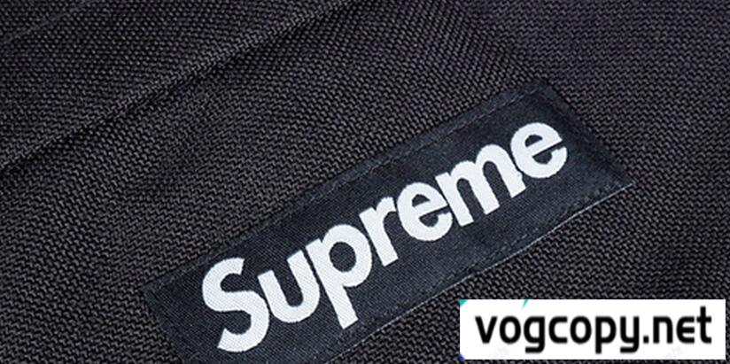 実用性に溢れるアイテム　Supreme  デニールコーデュラバックパック　柔軟で柔らか　バッグ.
