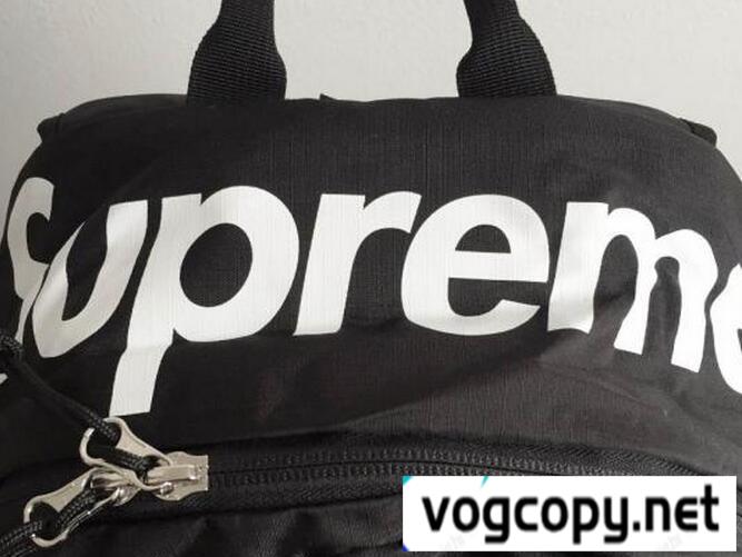  新作　Supreme 16SS Tonal Backpack denier Cordura 　シュプリーム 収納できるトナルバックパック.