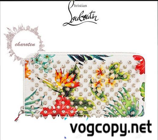 お買い得　Christian Louboutin ルブタンスーパーコピー 上品なレザーの財布.