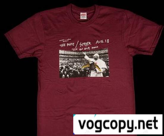 シンプルなデザイン　シュプリーム お肌に優しいTシャツ バーガンディ.