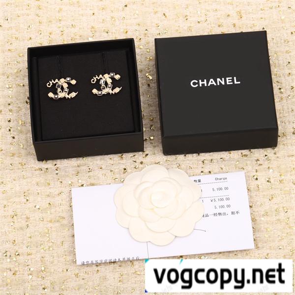 CHANE1 偽物 ピアス
