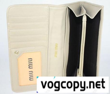 ブランド 激安 財布