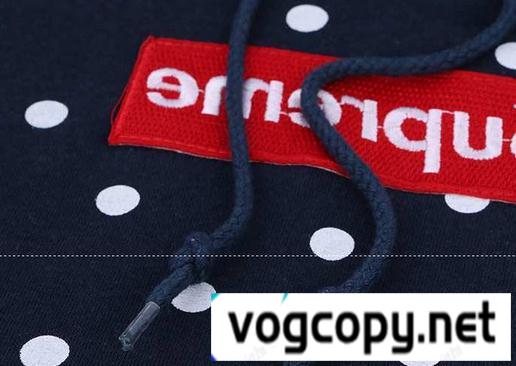 supreme パーカー