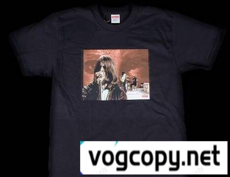 お買い得　シュプリーム ブラックサバス パラノイド　程よいフィット感　Tシャツ　ブラック.