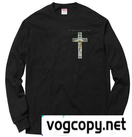 新作セール supreme 激安 　快適な着心地を実現するＴシャツ　ブラック .