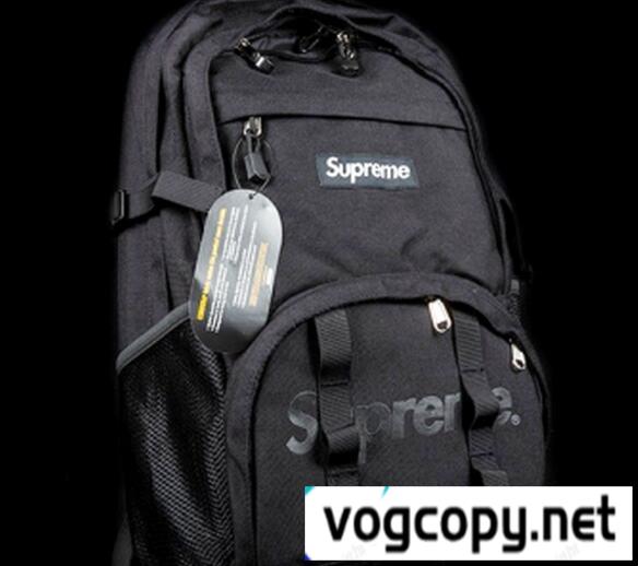 実用性に溢れるアイテム　Supreme  デニールコーデュラバックパック　柔軟で柔らか　バッグ.