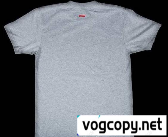 安心感あるアイテム　シュプリーム モハメド・アリ　愛用できるTシャツ　グレー.