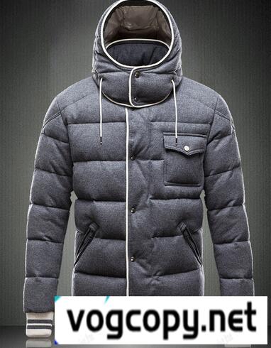 大人気　MONCLER　モンクレールスーパーコピー　洗練されたデザインメンズダウンジャケット.