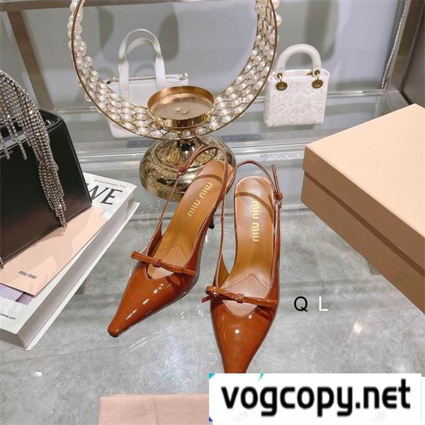 Miu Miu ミュウミュウ<br>サンダル レディース<br>【中古】【古着 