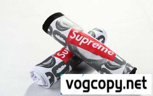 SUPREME シュプリーム コピー通販 半袖 Tシャツ