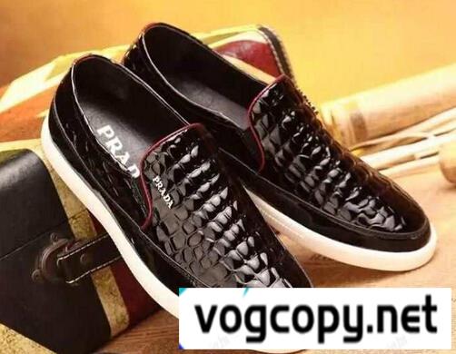 PRADA プラダ コピー通販 カジュアルシューズ 