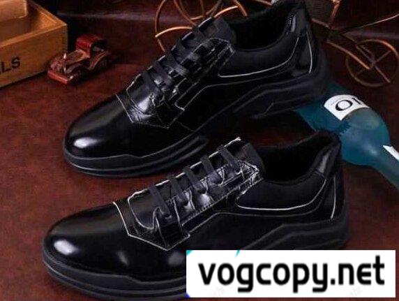  PRADA プラダ 偽物 フラットシューズ