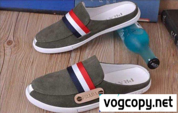 PRADA プラダ コピー品激安 サンダル
