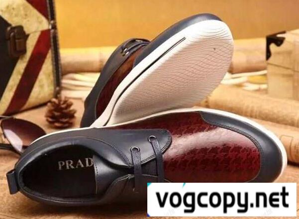 PRADA プラダ コピー品激安カジュアルシューズ