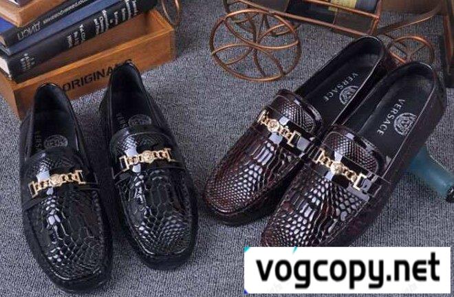 VERSACE ヴェルサーチ コピー通販 カジュアルシューズ