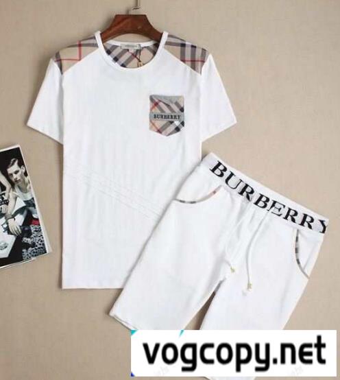 BURBERRY バーバリー 偽物 半袖Tシャツ