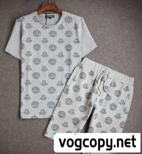 VERSACE ヴェルサーチ 半袖Tシャツ 上下セット