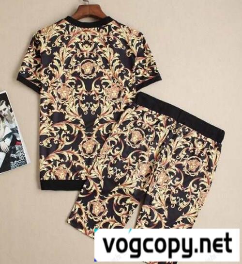 VERSACE ヴェルサーチ 偽物 半袖Tシャツ 上下セット