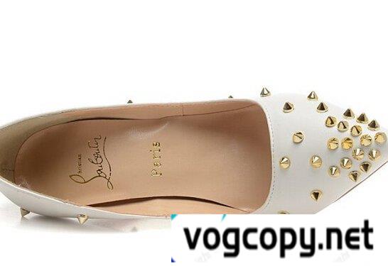 Christian Louboutinクリスチャンルブタン とんがりトウ ハイヒール