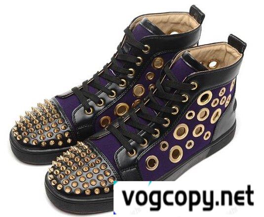 Christian Louboutinクリスチャンルブタン スパイク 穴が付くデザイン スニーカー
