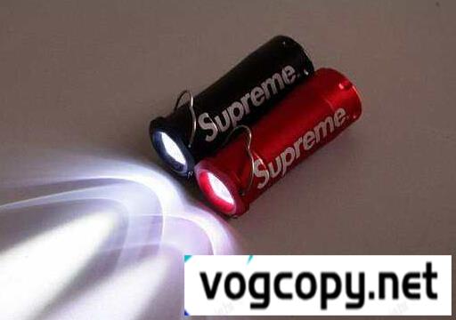 SUPREME シュプリーム 懐中電灯