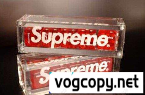 SUPREME シュプリーム ダイス