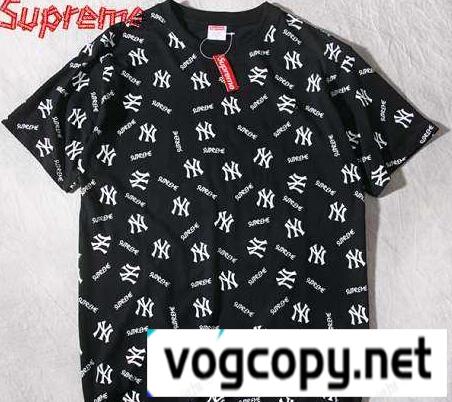 SUPREME シュプリーム 半袖Tシャツ